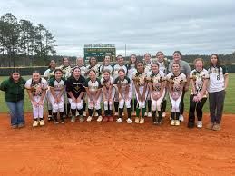 SOFTBALL STAYS HOT, BASEBALL LOOKS TO BOUNCE BACK image